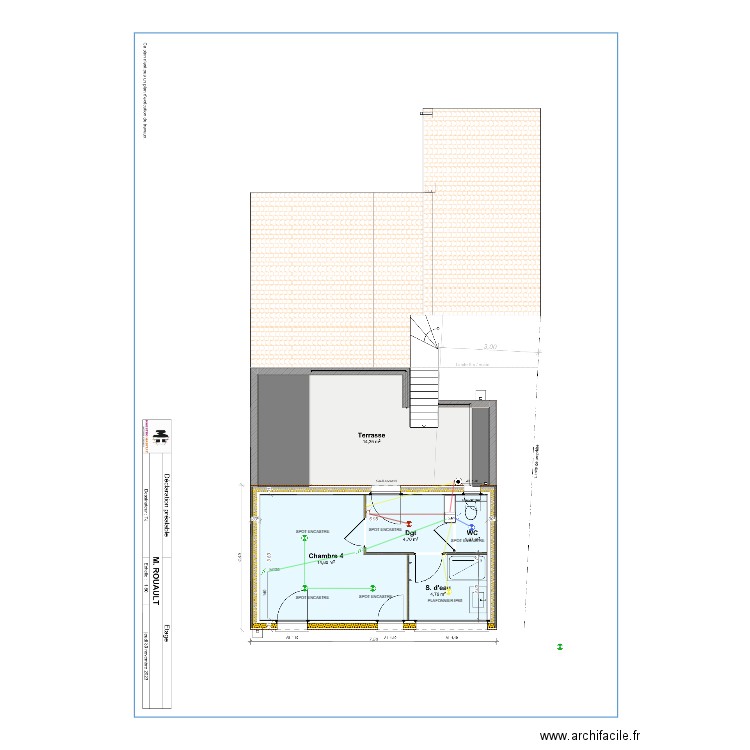 etage lumiere. Plan de 0 pièce et 0 m2