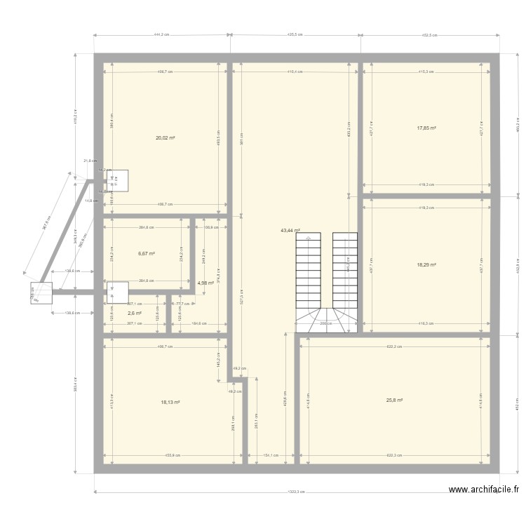 2024. Plan de 9 pièces et 158 m2