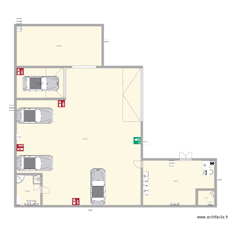 plan gargae Tiago . Plan de 7 pièces et 292 m2