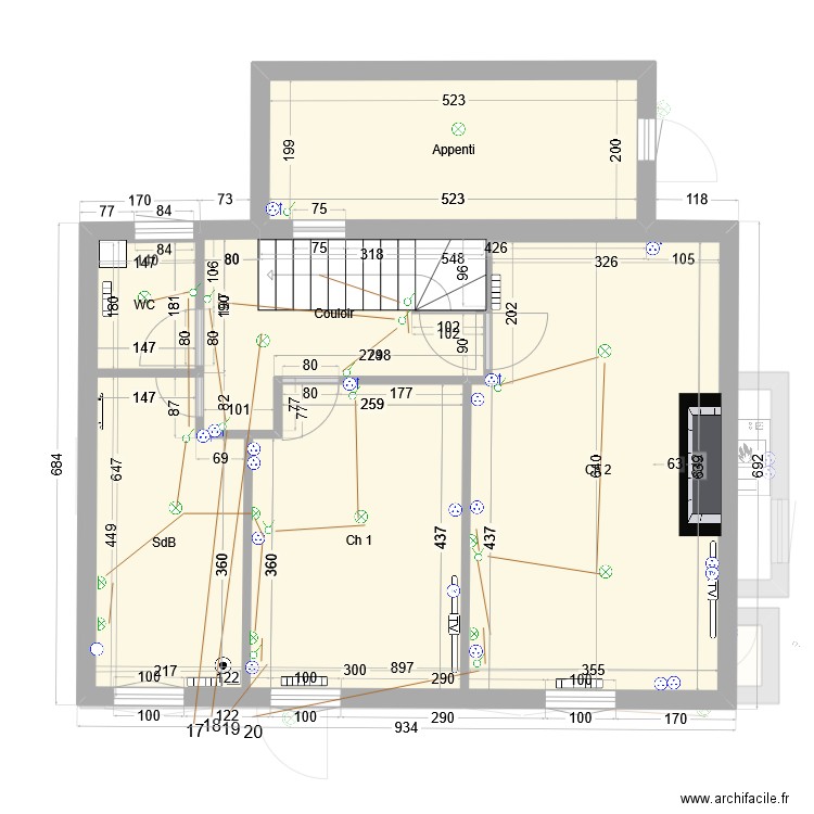 Le Pouget 2023 08 04 Rdc elec Lumière . Plan de 13 pièces et 133 m2