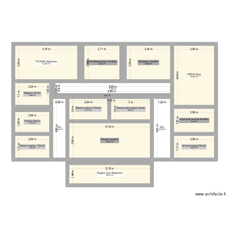 ZONE MISE EN PLACE. Plan de 17 pièces et 119 m2