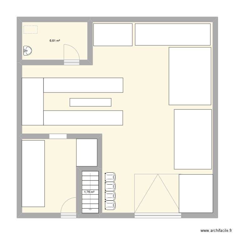 plan local. Plan de 4 pièces et 92 m2