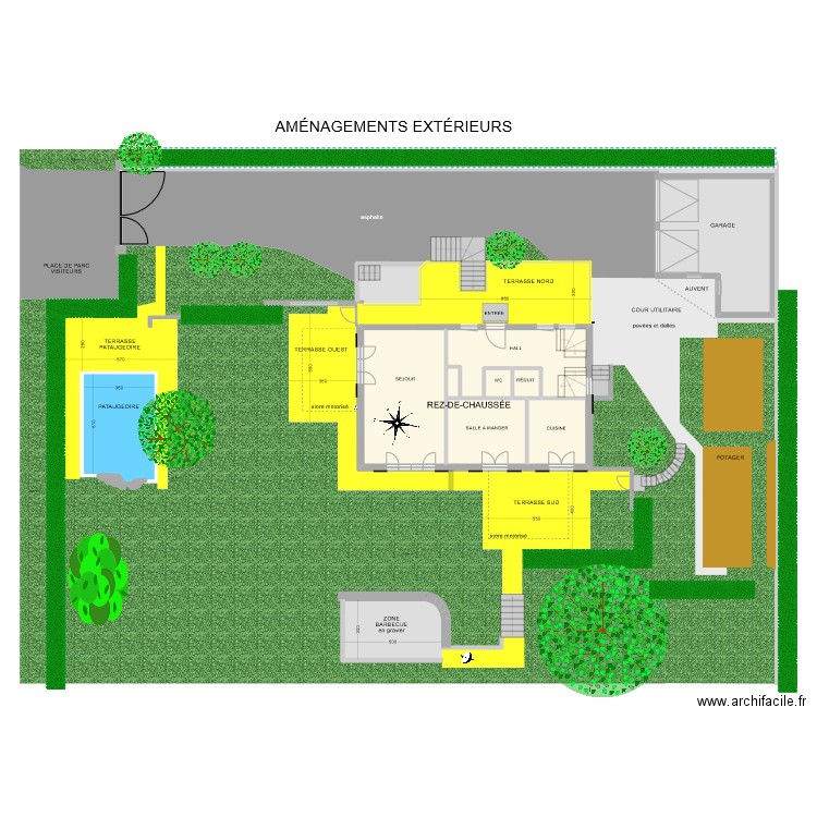 Aménagements extérieurs. Plan de 5 pièces et 117 m2