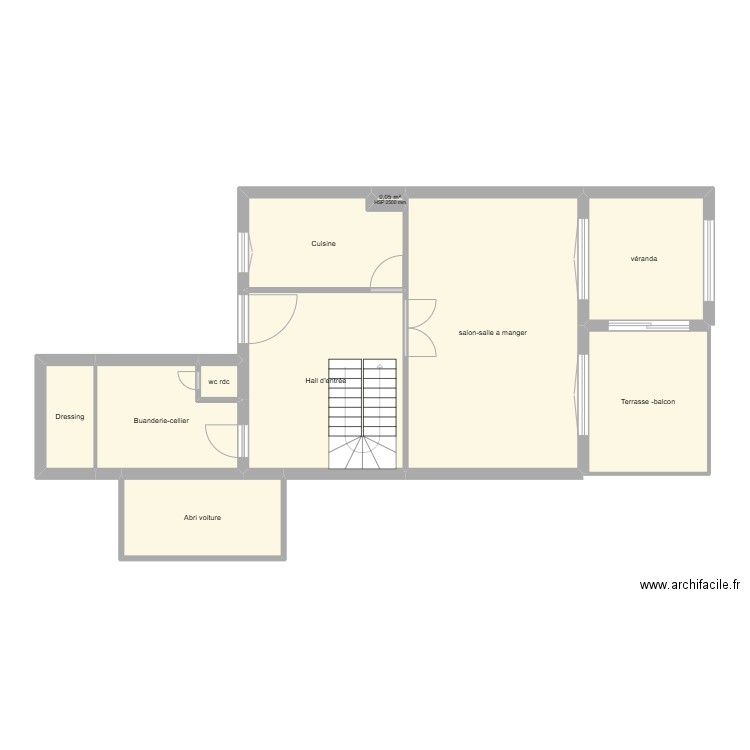 RDC. Plan de 10 pièces et 95 m2