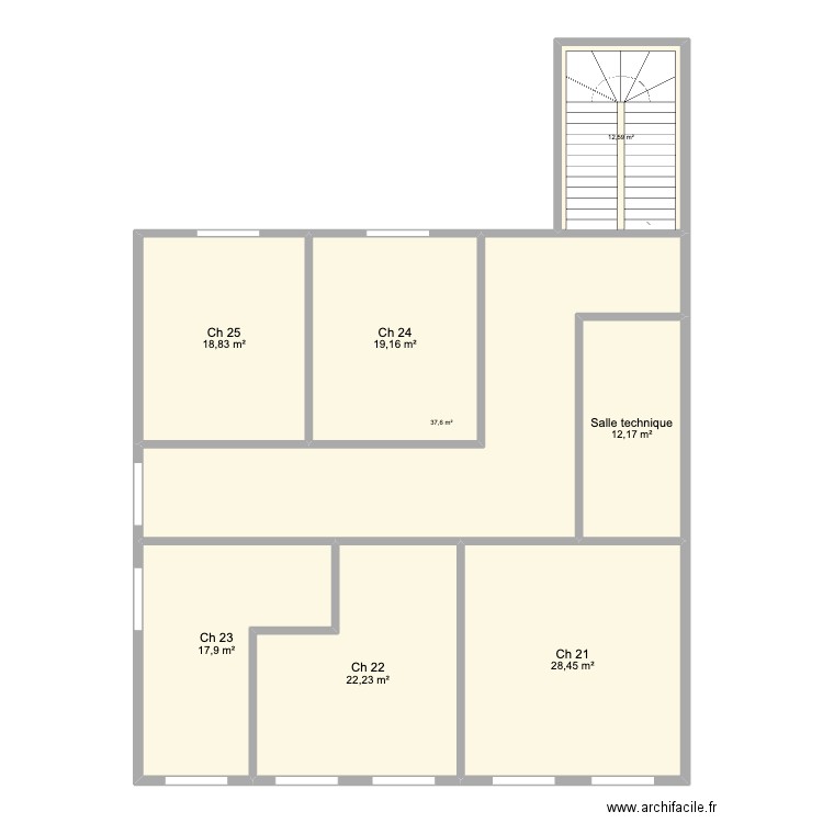 Résidence étudiante 3ème étage. Plan de 8 pièces et 169 m2