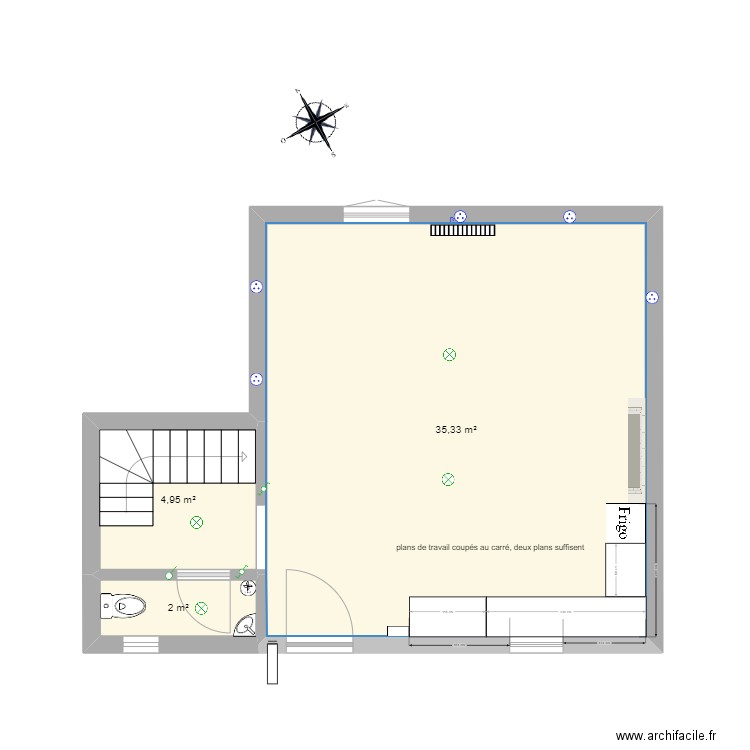 cuisine haut. Plan de 3 pièces et 42 m2