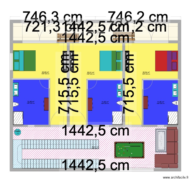 R+1. Plan de 8 pièces et 173 m2