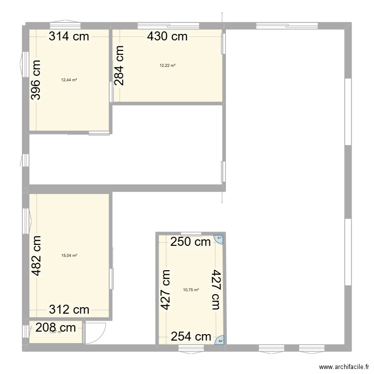 ESSAI. Plan de 5 pièces et 52 m2