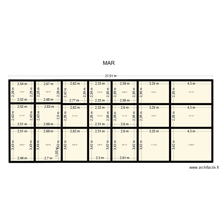 Fondatio principale existante. Plan de 20 pièces et 165 m2