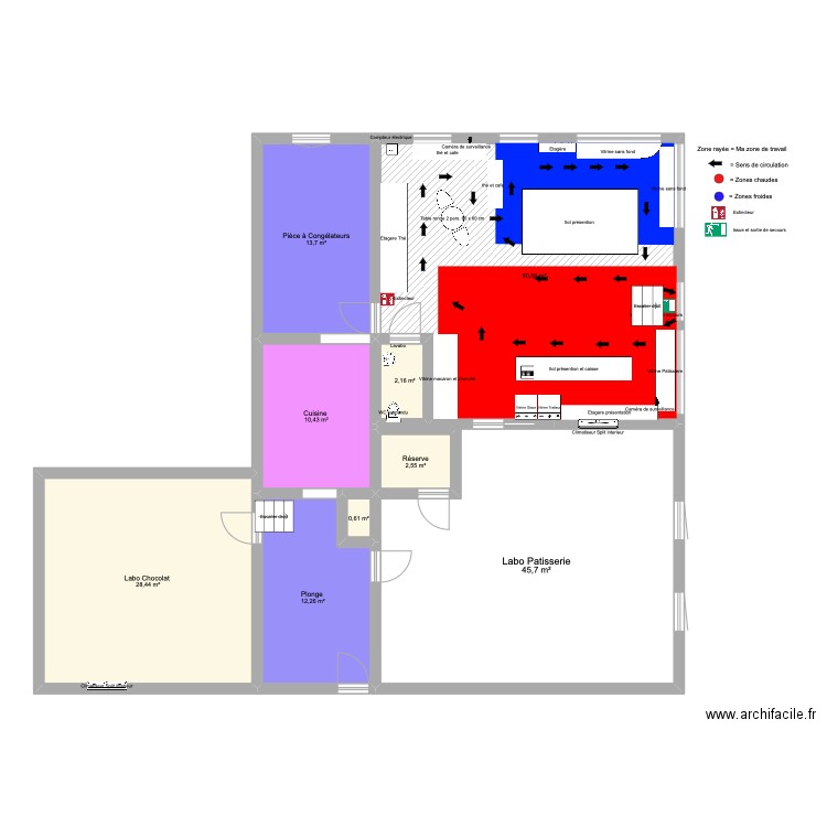 Plan de masse. Plan de 9 pièces et 167 m2