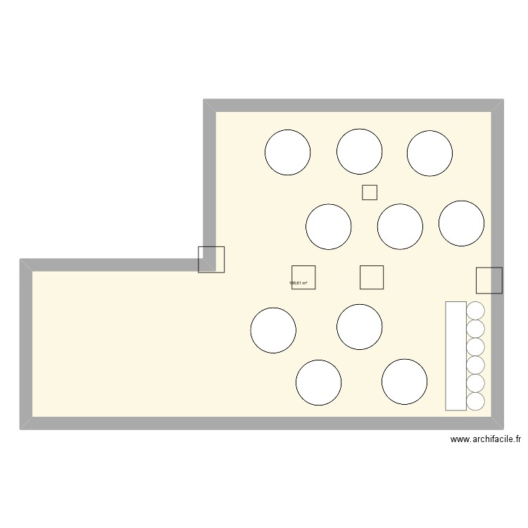 Mariage. Plan de 1 pièce et 167 m2