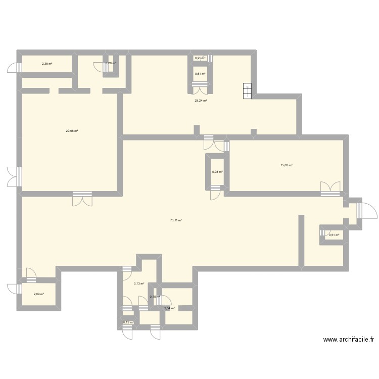 test. Plan de 15 pièces et 161 m2