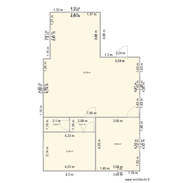 rez de chaussé. Plan de 5 pièces et 87 m2