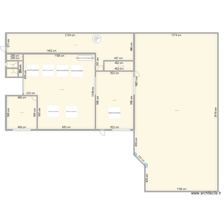 LE GARAGE. Plan de 10 pièces et 666 m2