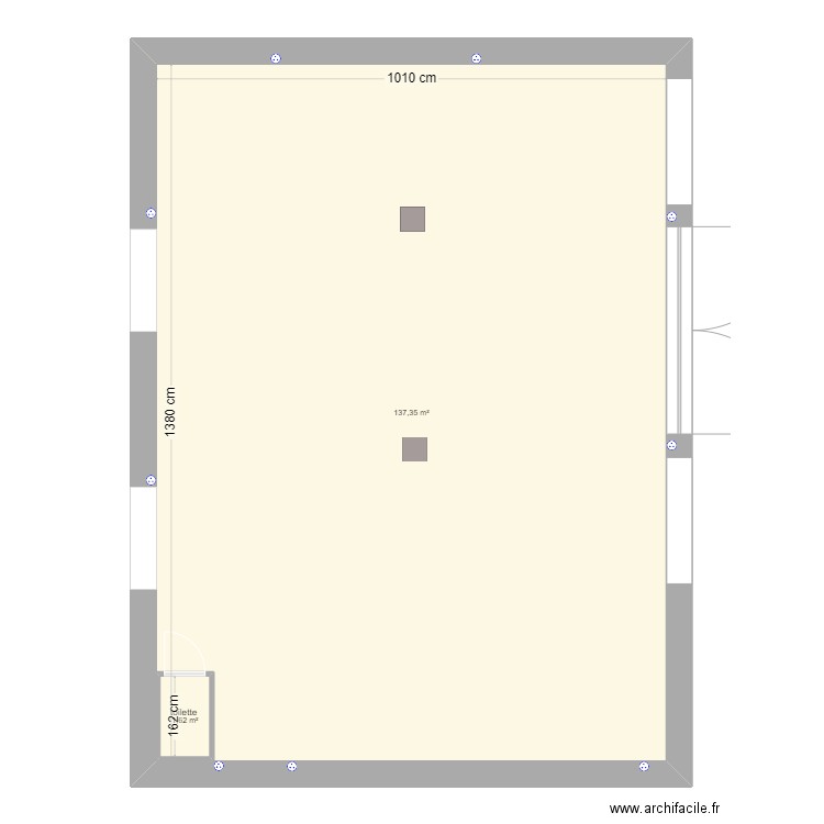 st sat erp. Plan de 2 pièces et 141 m2