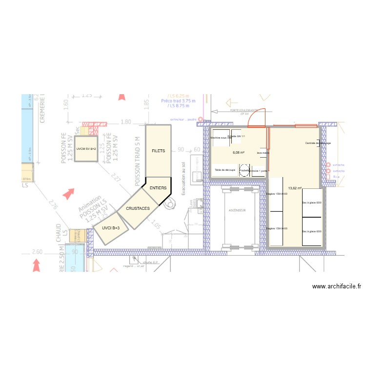 Les Houches. Plan de 7 pièces et 28 m2