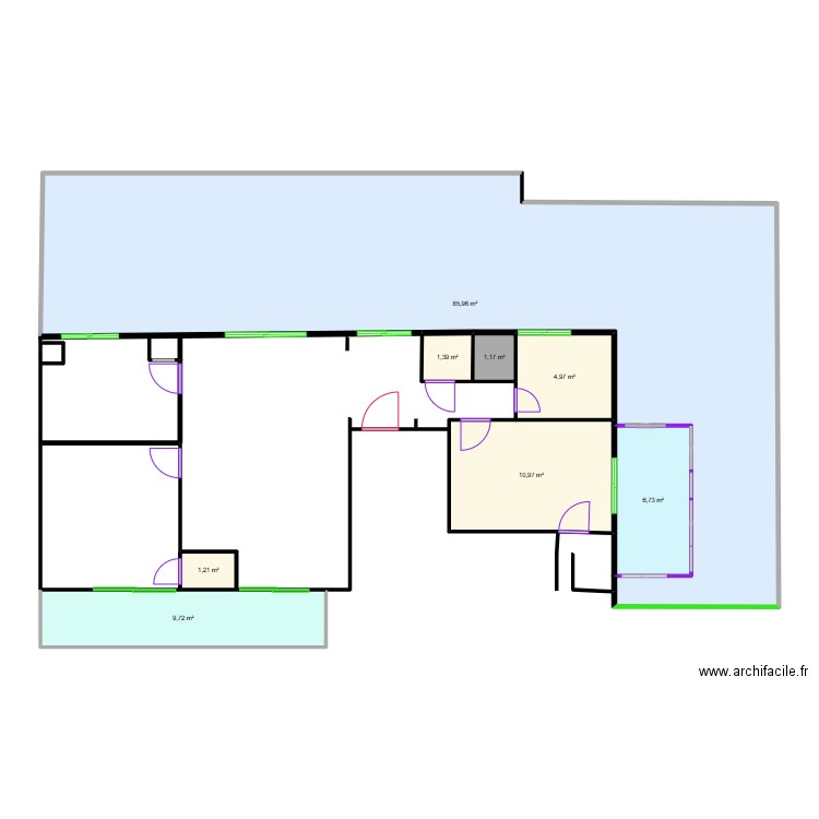 PAU641. Plan de 8 pièces et 122 m2