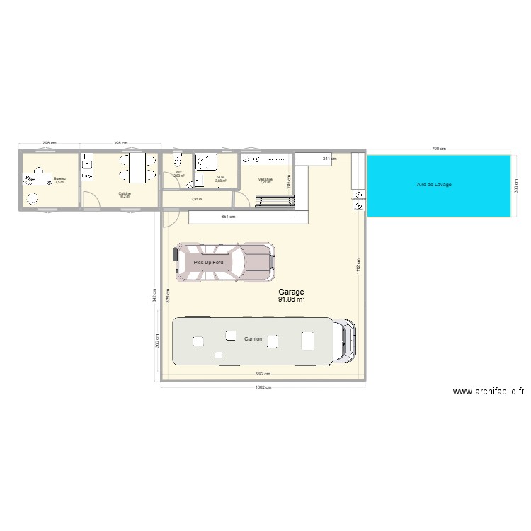 plan batiment. Plan de 7 pièces et 126 m2