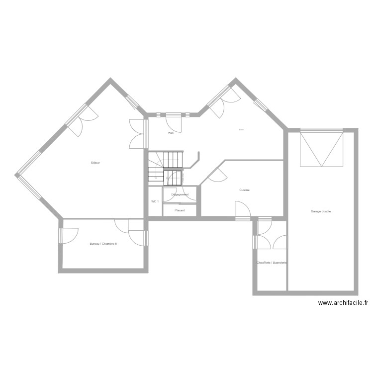 aublanc R1. Plan de 9 pièces et 143 m2