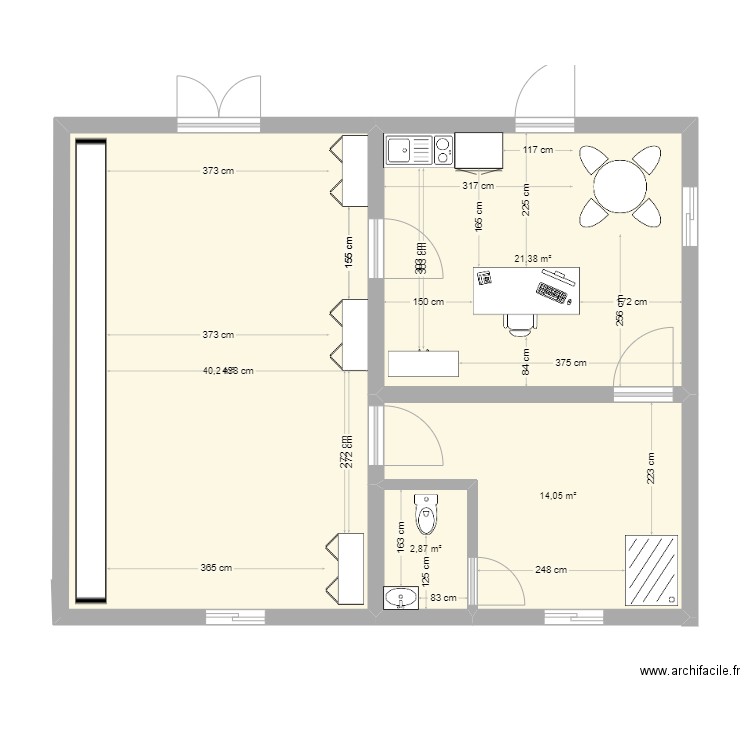 Béquille. Plan de 4 pièces et 79 m2