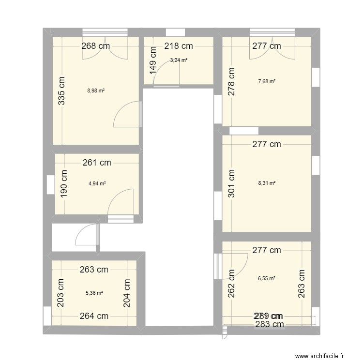 locle 67 rez. Plan de 7 pièces et 45 m2