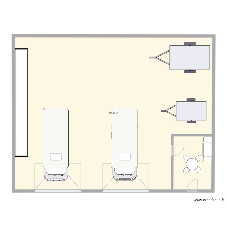 hangar1. Plan de 1 pièce et 173 m2