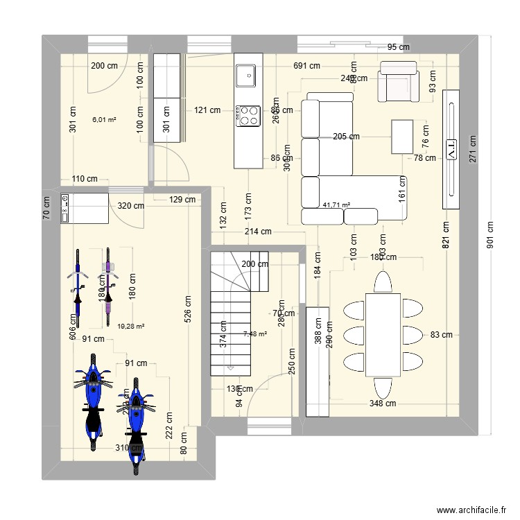 cOURCELLES. Plan de 4 pièces et 74 m2