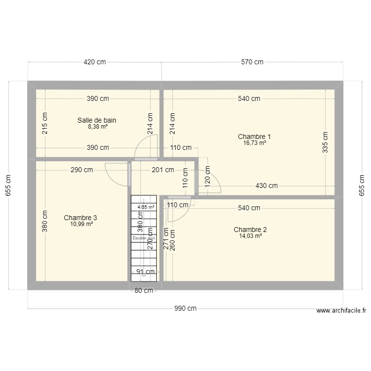 Premier étage OGA. Plan de 5 pièces et 55 m2