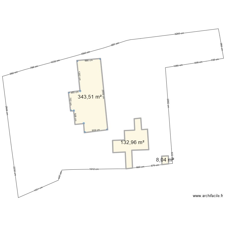 Périmétrique. Plan de 3 pièces et 485 m2