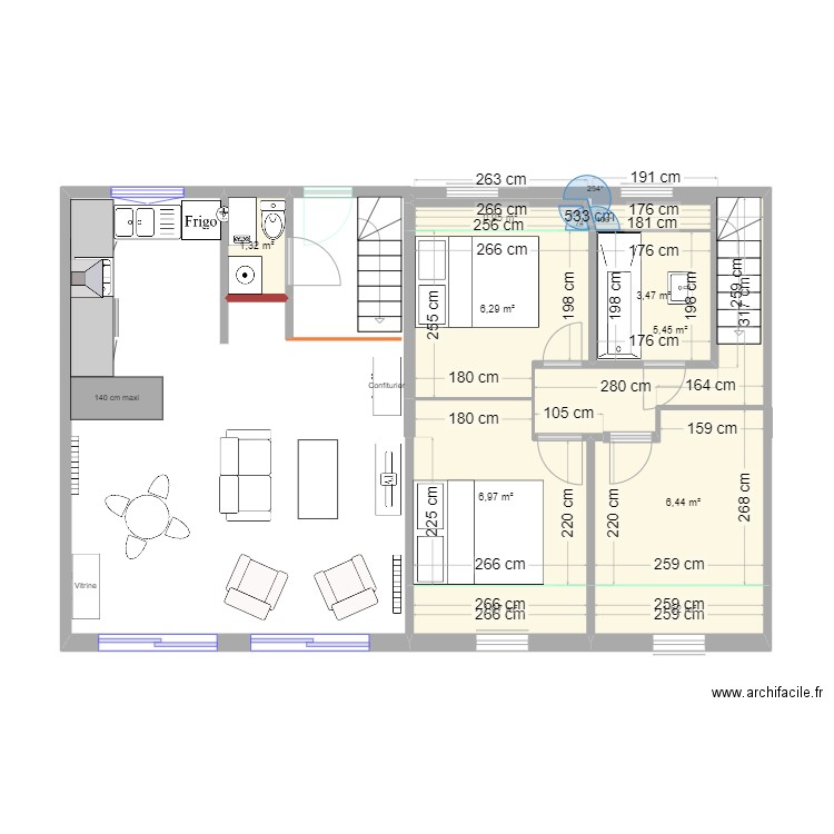 Chalet. Plan de 9 pièces et 35 m2