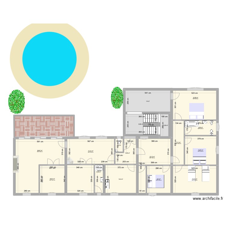 Ners avant. Plan de 17 pièces et 202 m2