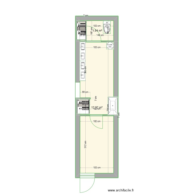 CLAE installé. Plan de 2 pièces et 15 m2