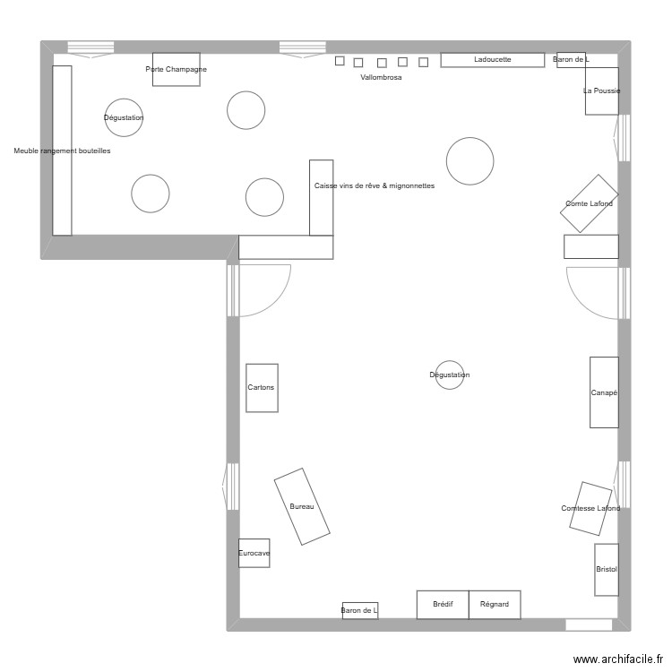 boutique. Plan de 1 pièce et 112 m2