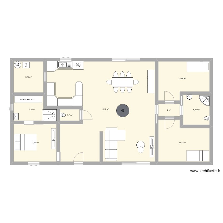 ma maison. Plan de 9 pièces et 130 m2