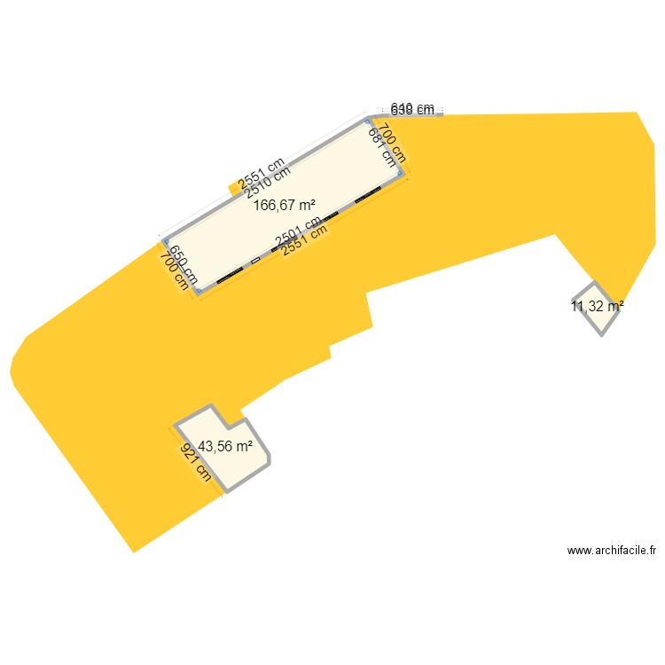 rez de chausser. Plan de 6 pièces et 443 m2