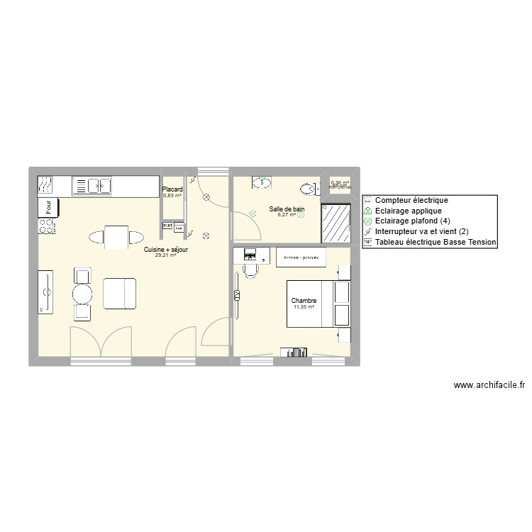 Deux Pièce Meublé. Plan de 5 pièces et 48 m2