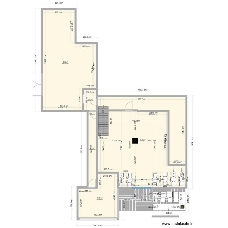 Deliziosa. Plan de 5 pièces et 172 m2