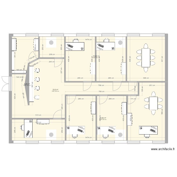 Bureaux salle CA. Plan de 4 pièces et 141 m2