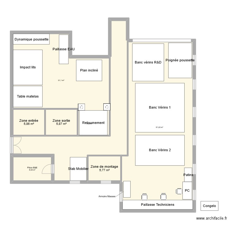 Labo. Plan de 7 pièces et 192 m2