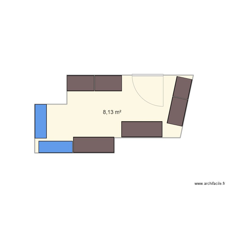 Vestiaire. Plan de 1 pièce et 8 m2