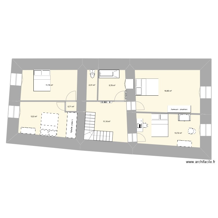 Etage1. Plan de 8 pièces et 77 m2