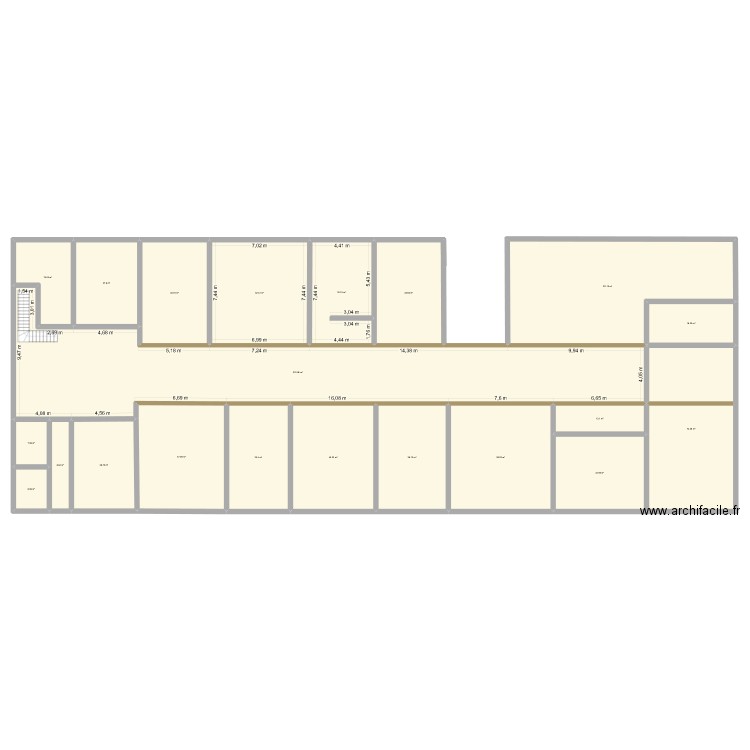 CDG. Plan de 21 pièces et 926 m2