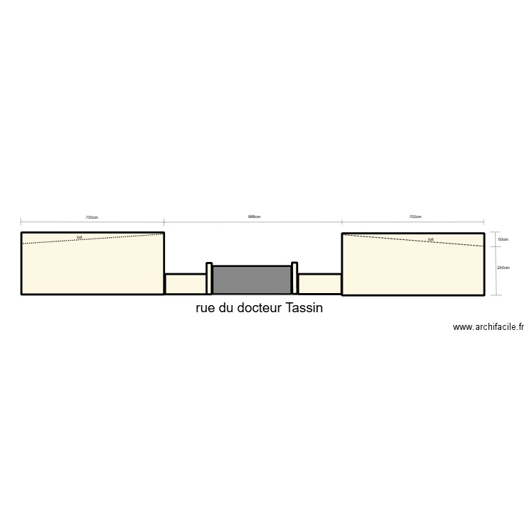 face avant entrée 2. Plan de 7 pièces et 51 m2