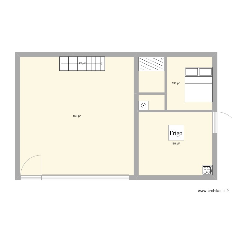 duplex rouge. Plan de 5 pièces et 151 m2