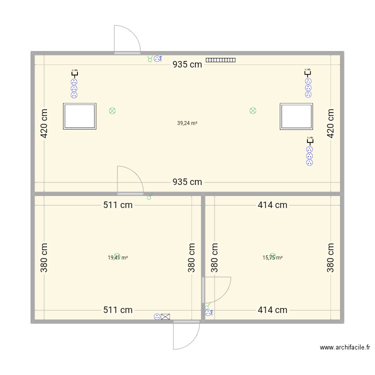 bureau CRFCK. Plan de 3 pièces et 74 m2