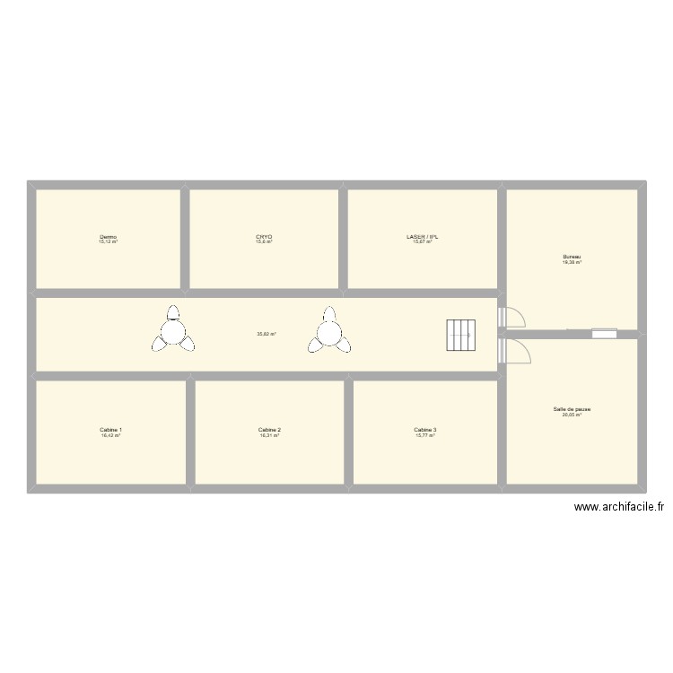 Etage. Plan de 9 pièces et 170 m2