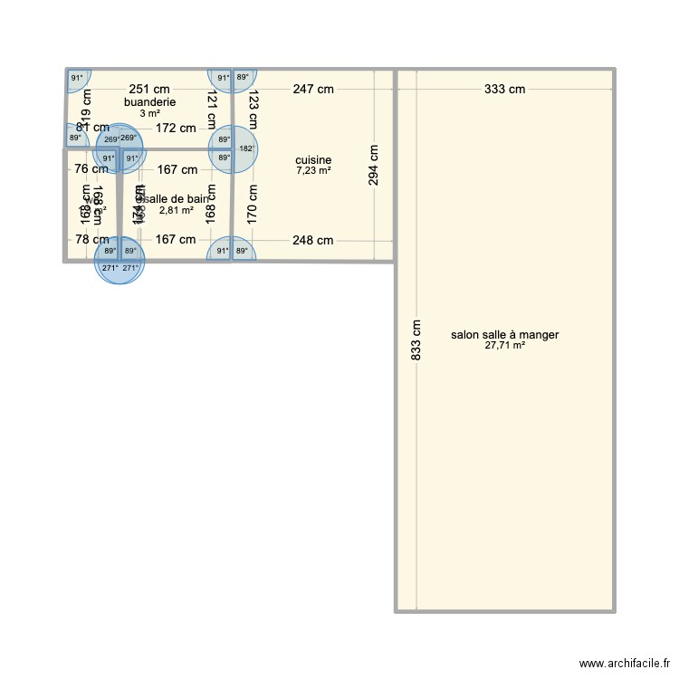 76 c. Plan de 5 pièces et 42 m2