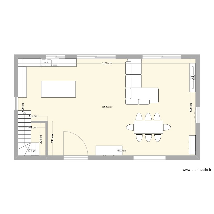 Rez de Chaussez. Plan de 1 pièce et 66 m2