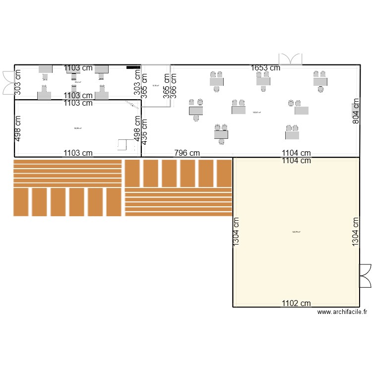 Recrutement1. Plan de 5 pièces et 385 m2