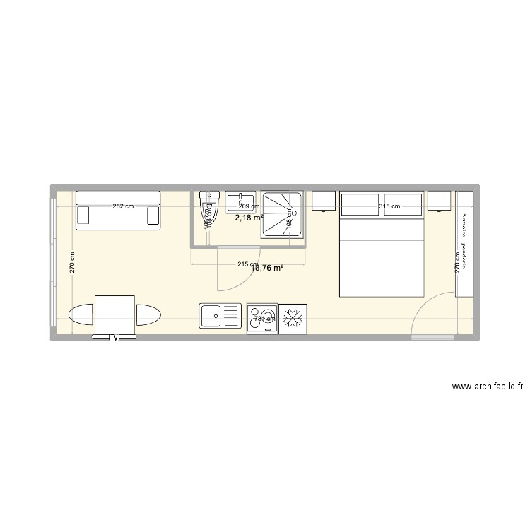 GARAGE. Plan de 2 pièces et 21 m2